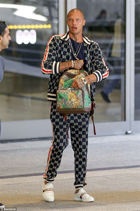 hot felon gucci